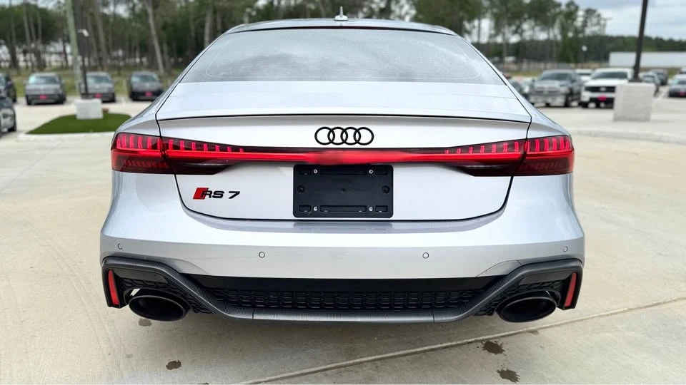 2025 Audi C8 RS7 - Image 5 of 9