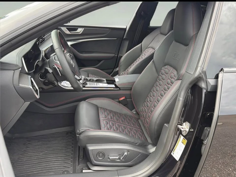 2025 Audi C8 RS7 - Image 9 of 18