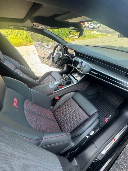 2025 Audi C8 RS7 - Image 2 of 6