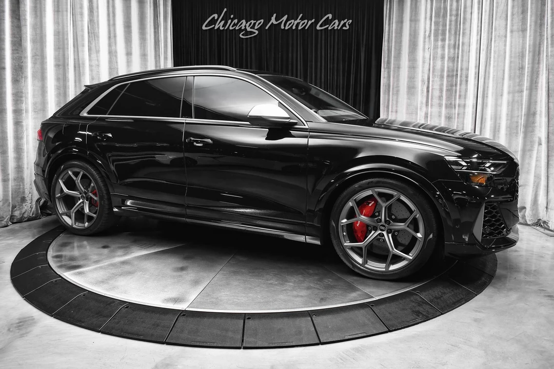 2025 Audi RS Q8 - Image 6 of 12
