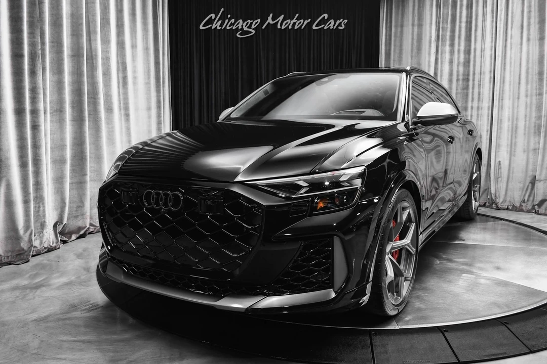 2025 Audi RS Q8 - Image 2 of 12