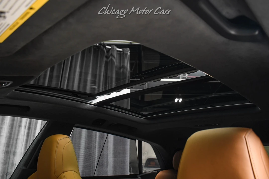 2025 Audi RS Q8 - Image 19 of 21