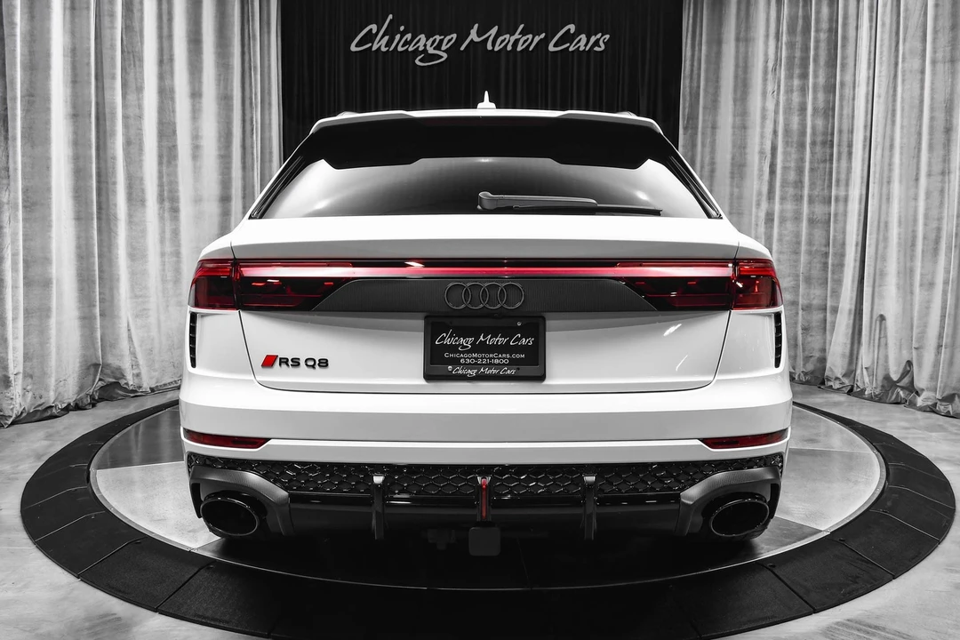 2025 Audi RS Q8 - Image 4 of 21