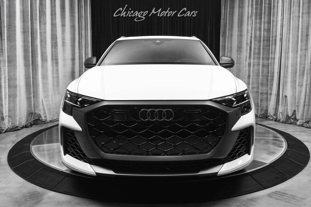 2025 Audi RS Q8 - Image 7 of 21