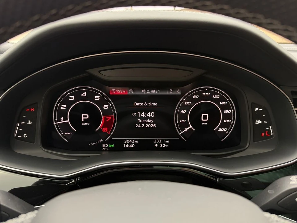 2025 Audi RS Q8 - Image 20 of 21