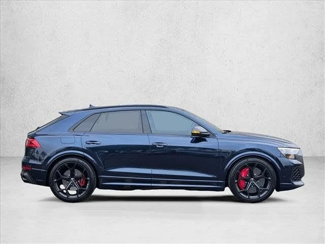 2025 Audi RS Q8 Performance - Image 4 of 19