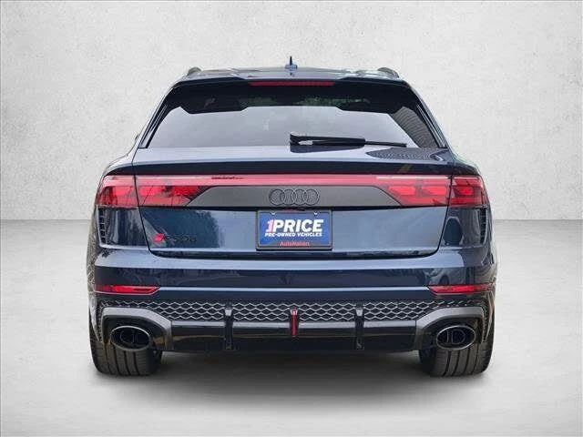 2025 Audi RS Q8 Performance - Image 7 of 19
