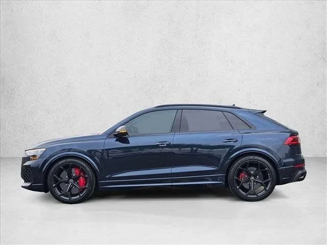 2025 Audi RS Q8 Performance - Image 9 of 19