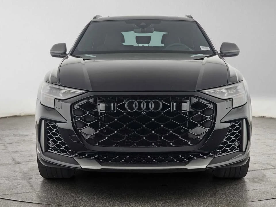 2025 Audi RS Q8 Performance - Image 8 of 20