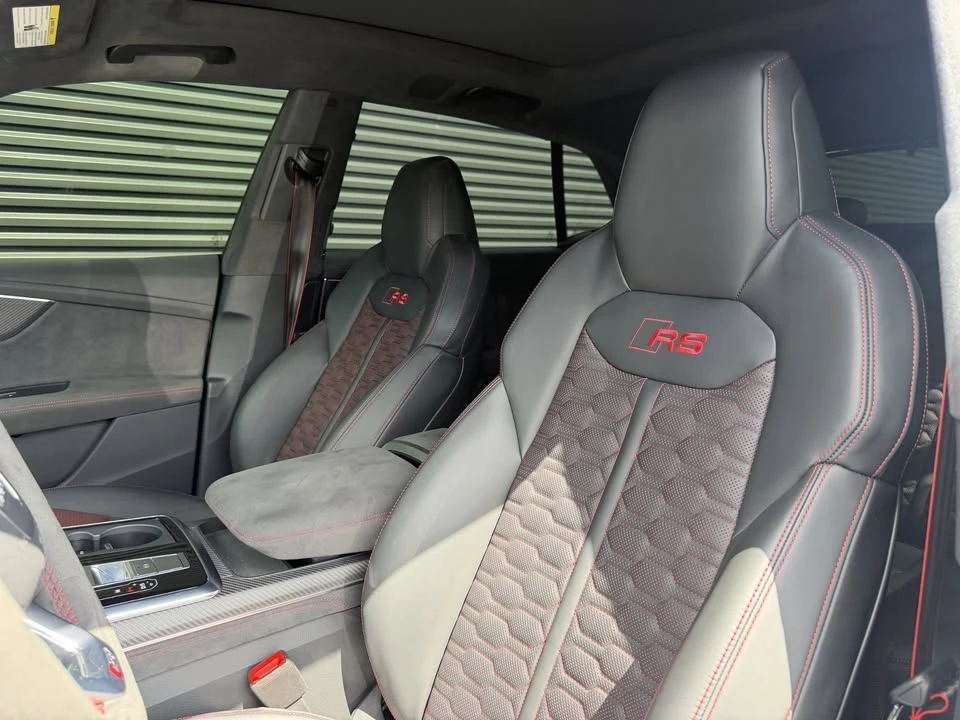 2025 Audi RS Q8 Performance - Image 5 of 20