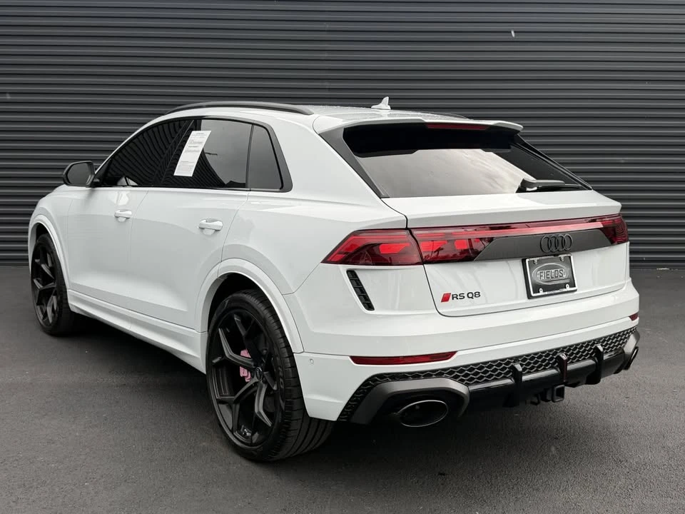 2025 Audi RS Q8 Performance - Image 3 of 20