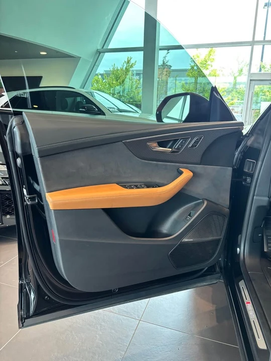 2025 Audi RS Q8 Performance - Image 17 of 17