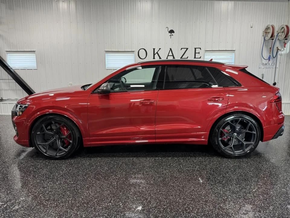 2025 Audi RS Q8 Performance - Image 2 of 10