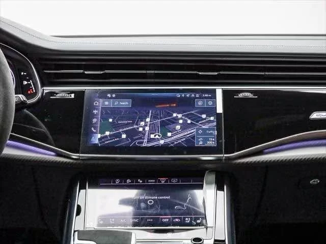 2025 Audi RS Q8 Performance - Image 8 of 17
