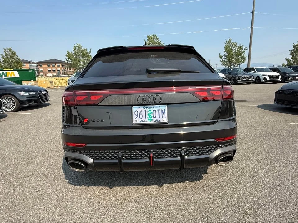 2025 Audi RS Q8 Performance - Image 6 of 17