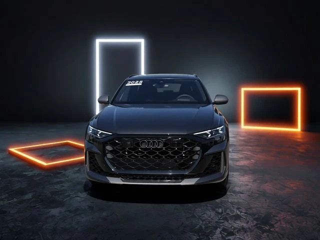 2025 Audi RS Q8 Performance - Image 3 of 20