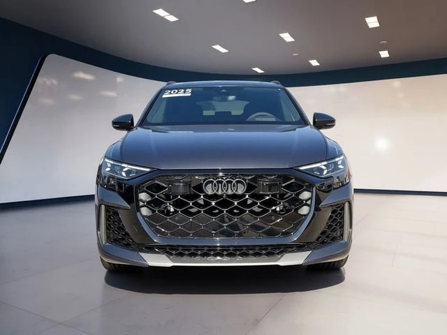 2025 Audi RS Q8 Performance - Image 10 of 20