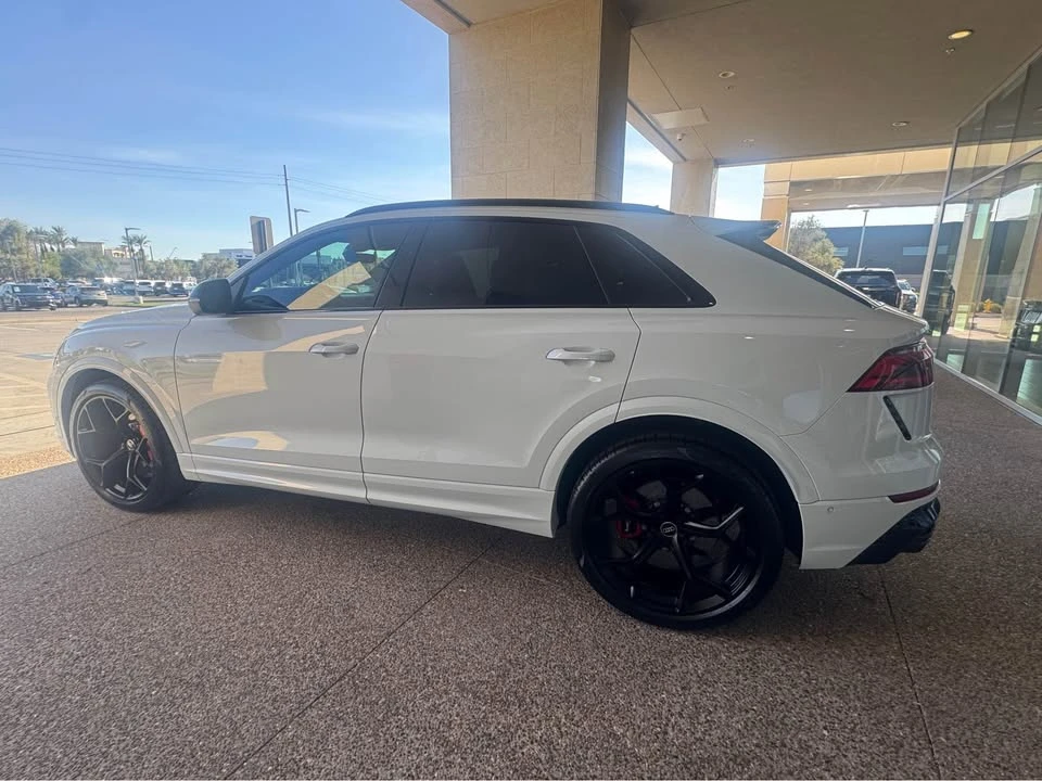 2025 Audi RS Q8 Performance - Image 2 of 13