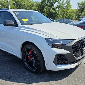 2025 Audi RS Q8 Sport Utility 4D