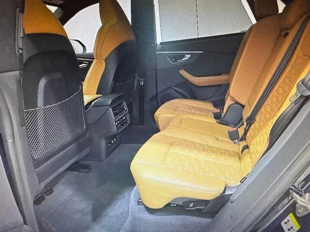 2025 Audi RS Q8 Performance - Image 7 of 8