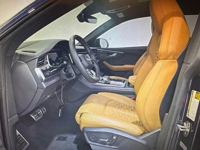 2025 Audi RS Q8 Performance - Image 6 of 8