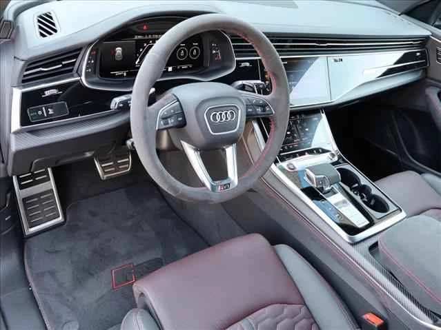 2025 Audi RS Q8 Performance - Image 4 of 7