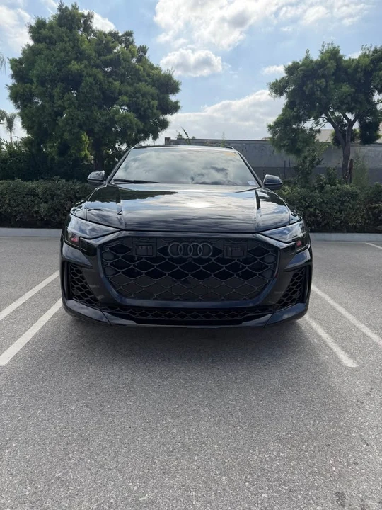 2025 Audi RS Q8 Performance - Image 2 of 11