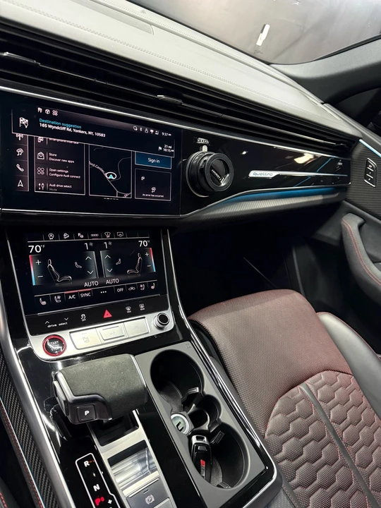 2025 Audi RS Q8 - Image 15 of 21