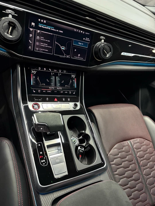 2025 Audi RS Q8 - Image 13 of 21