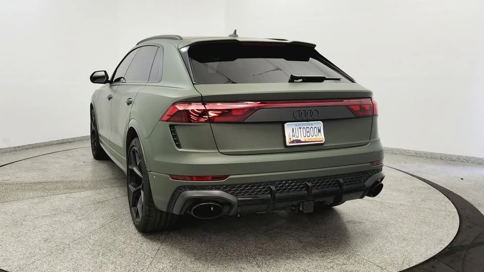 2025 Audi RS Q8 Performance - Image 4 of 8