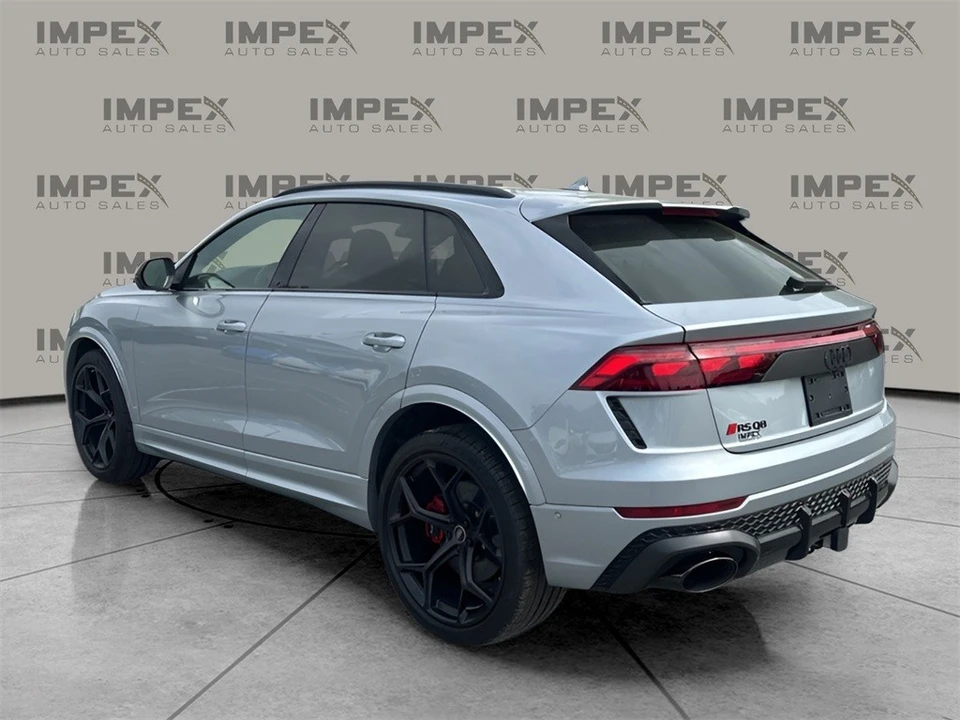 2025 Audi RS Q8 Performance - Image 3 of 12