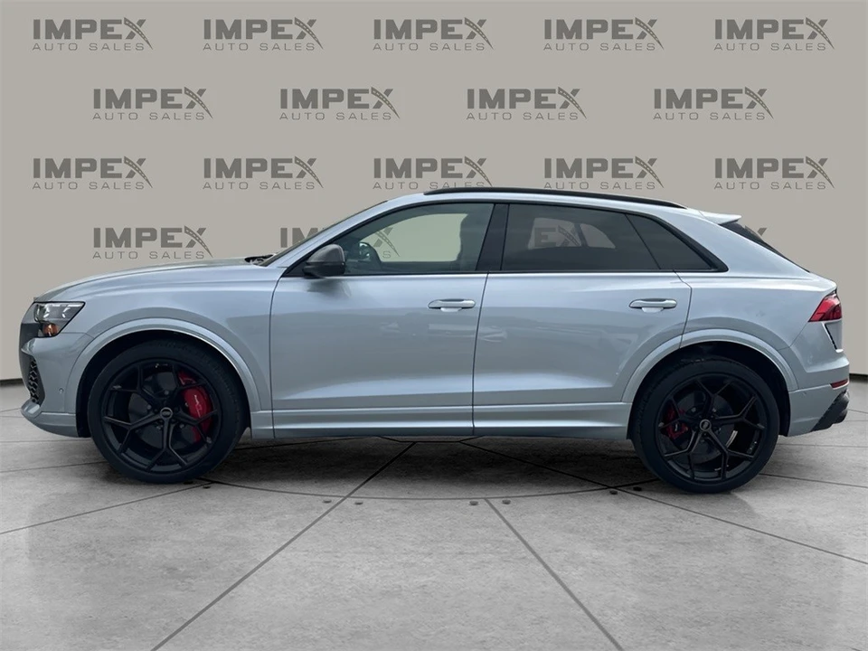 2025 Audi RS Q8 Performance - Image 2 of 12