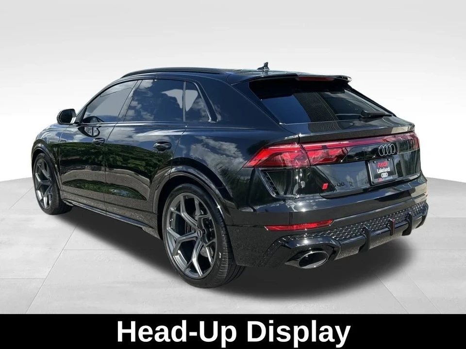 2025 Audi RS Q8 Performance - Image 6 of 12