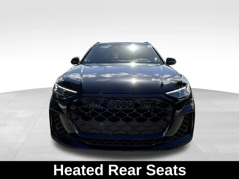 2025 Audi RS Q8 Performance - Image 8 of 12