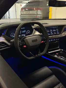 2025 Audi RS e-tron GT Performance