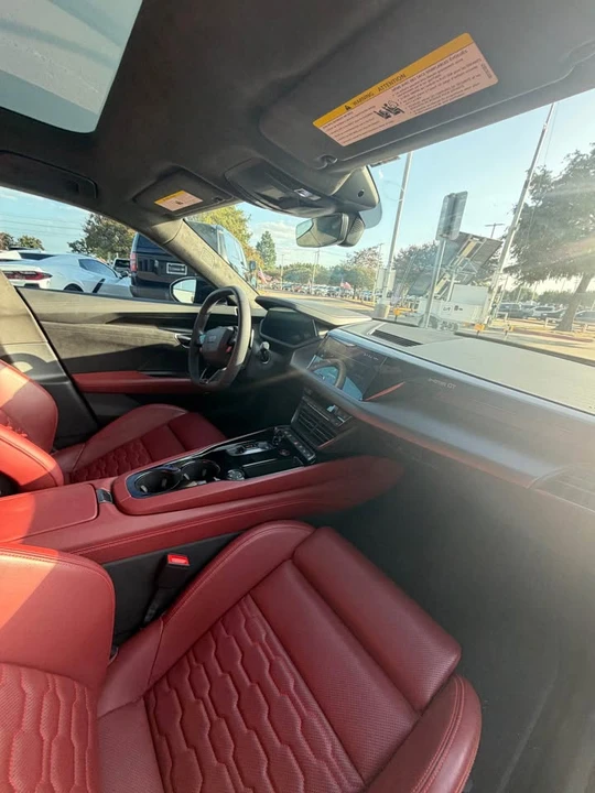 2025 Audi RS e-tron GT - Image 4 of 17