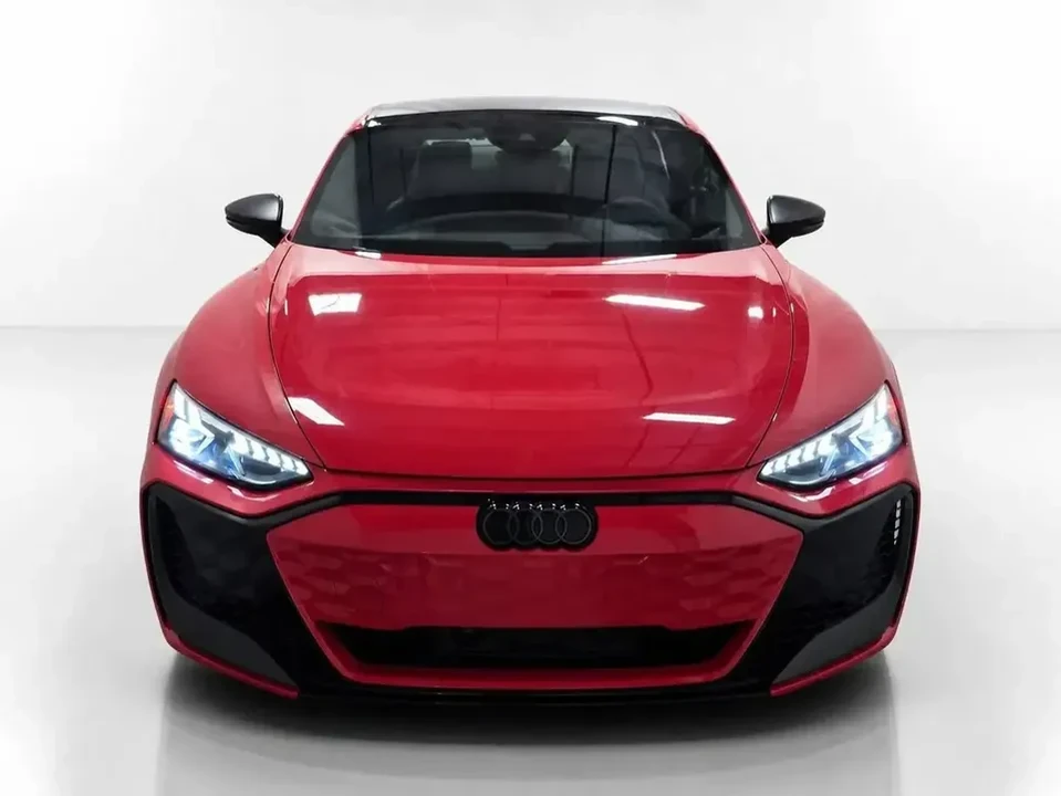 2025 Audi RS e-tron GT - Image 2 of 14