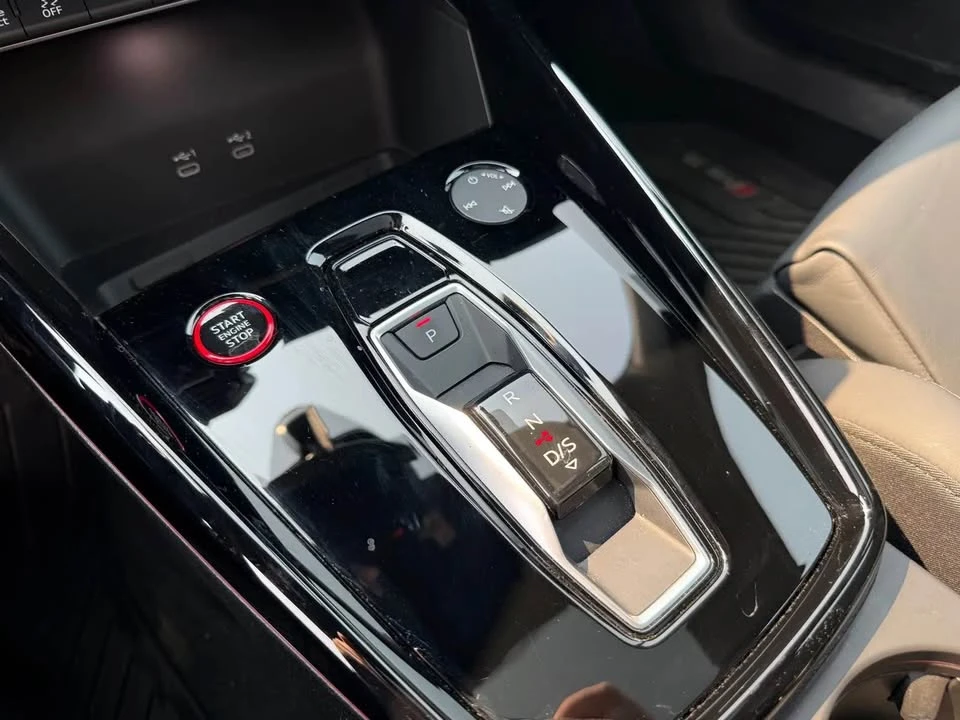 2025 Audi 8Y RS3 - Image 6 of 11