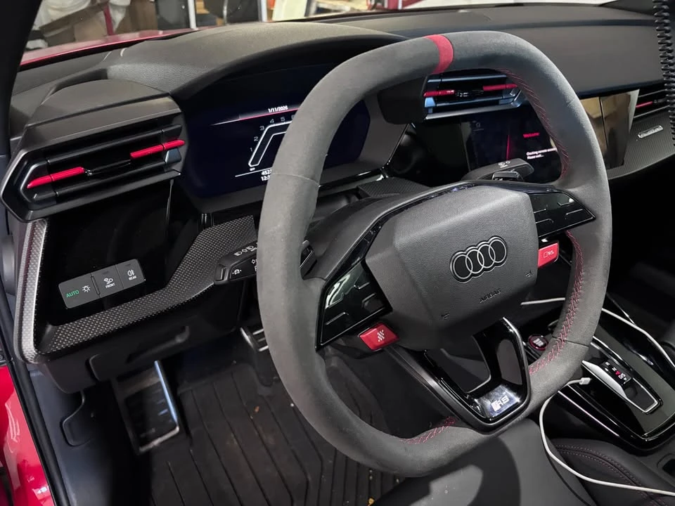 2025 Audi 8Y RS3 - Image 5 of 8
