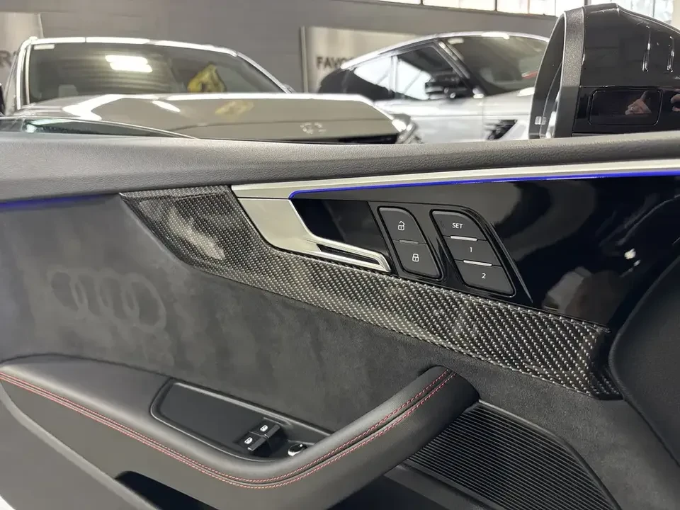 2025 Audi RS5 - Image 11 of 20