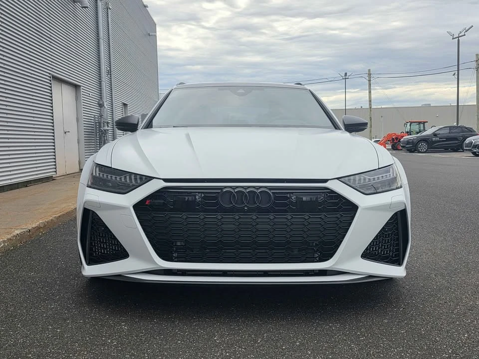 2025 Audi C8 RS6 - Image 3 of 17