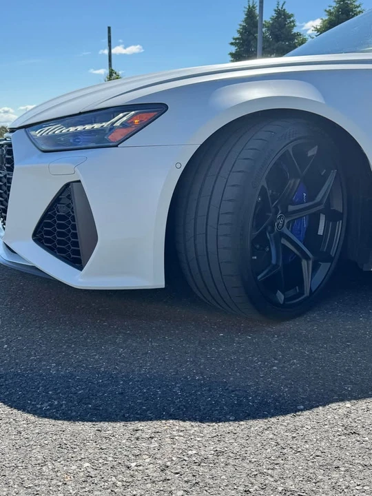 2025 Audi C8 RS6 - Image 3 of 20