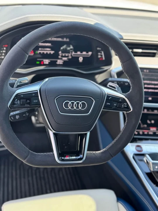 2025 Audi C8 RS6 - Image 15 of 20