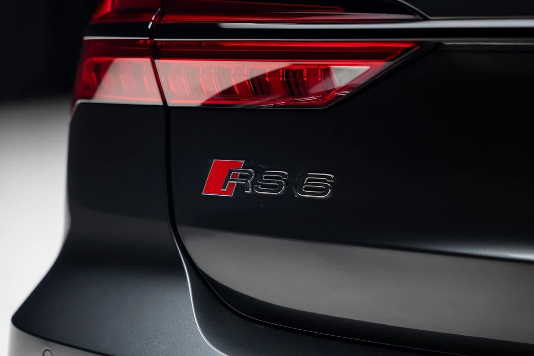 2025 Audi C8 RS6 - Image 31 of 31