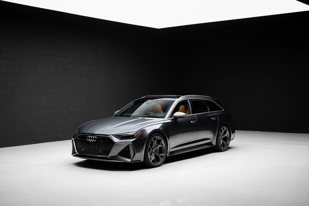 2025 Audi C8 RS6 - Image 4 of 31