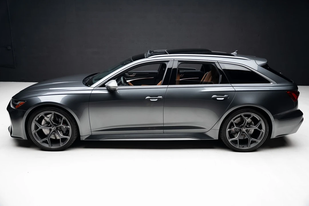 2025 Audi C8 RS6 - Image 17 of 31