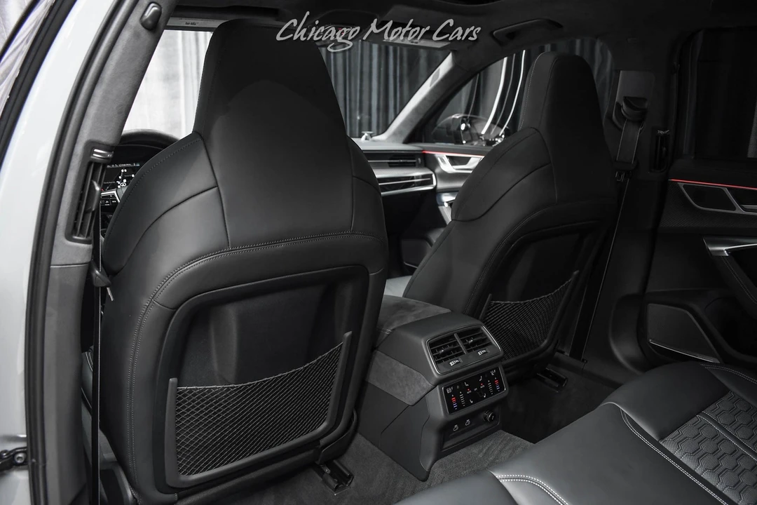 2025 Audi C8 RS6 - Image 29 of 31