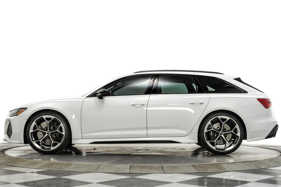 2025 Audi C8 RS6 - Image 6 of 12