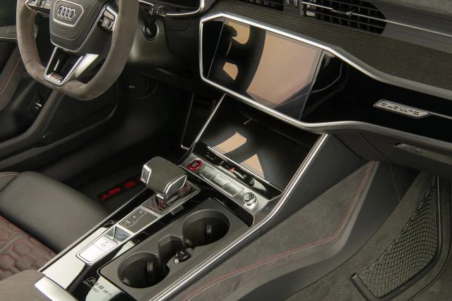 2025 Audi C8 RS6 - Image 15 of 21