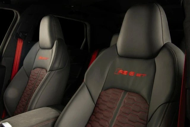2025 Audi C8 RS6 - Image 14 of 21
